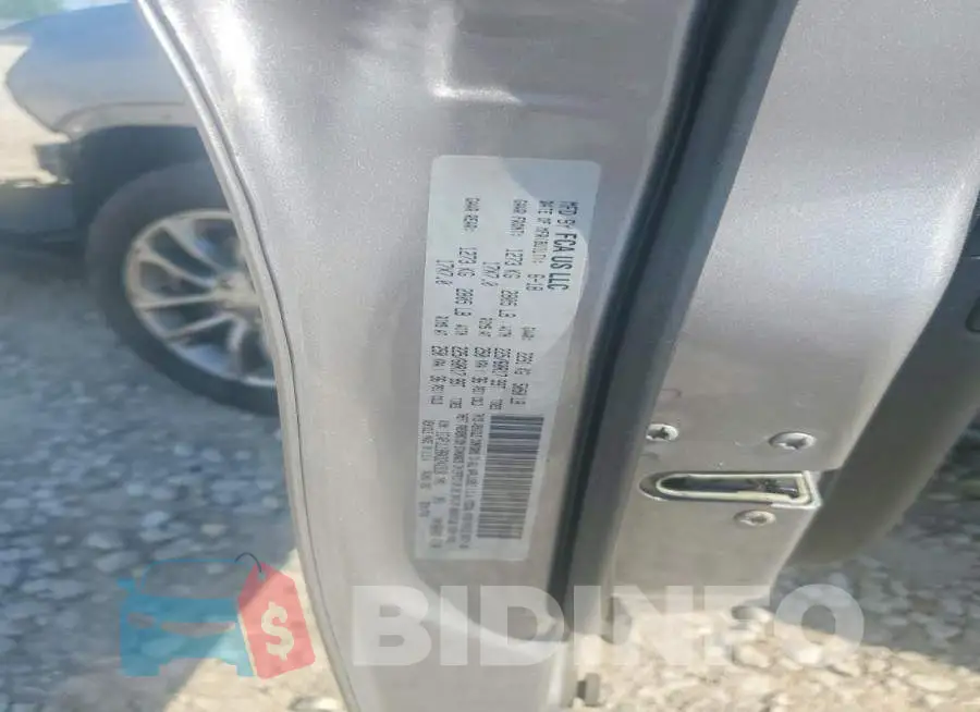 1C4PJLLB6KD241518 Photo# 14