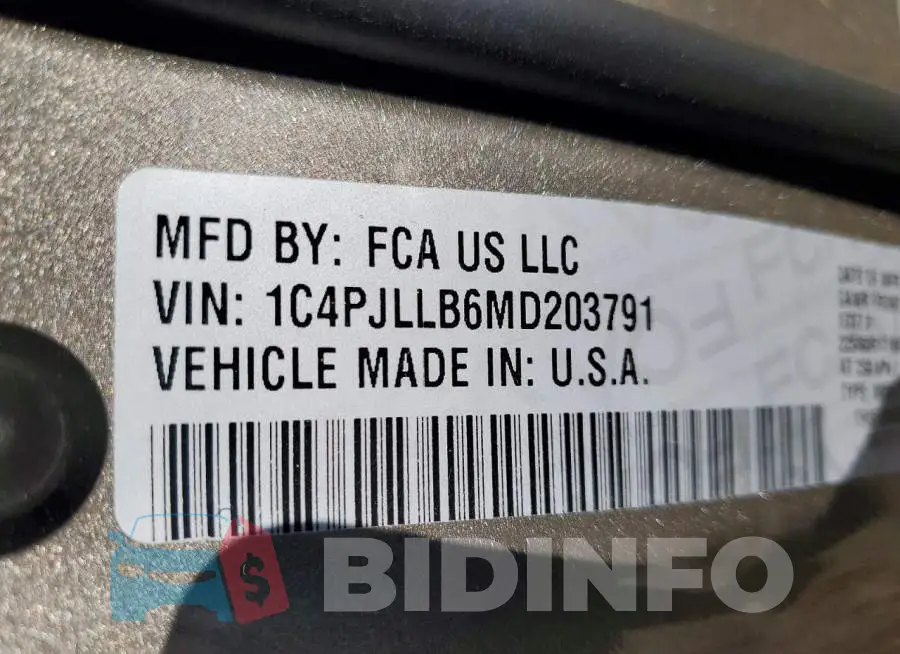 1C4PJLLB6MD203791 Photo# 13