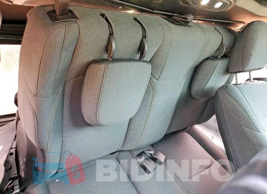 1C4PJXAG8RW260561 Photo# 10
