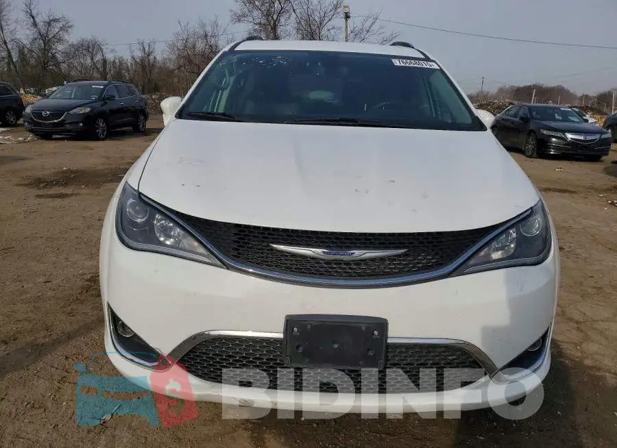 2C4RC1BG3LR142979 Photo# 5