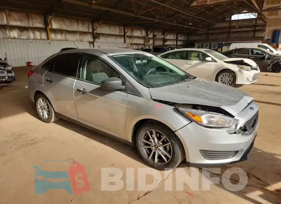 1FADP3E2XJL217537 Photo# 4