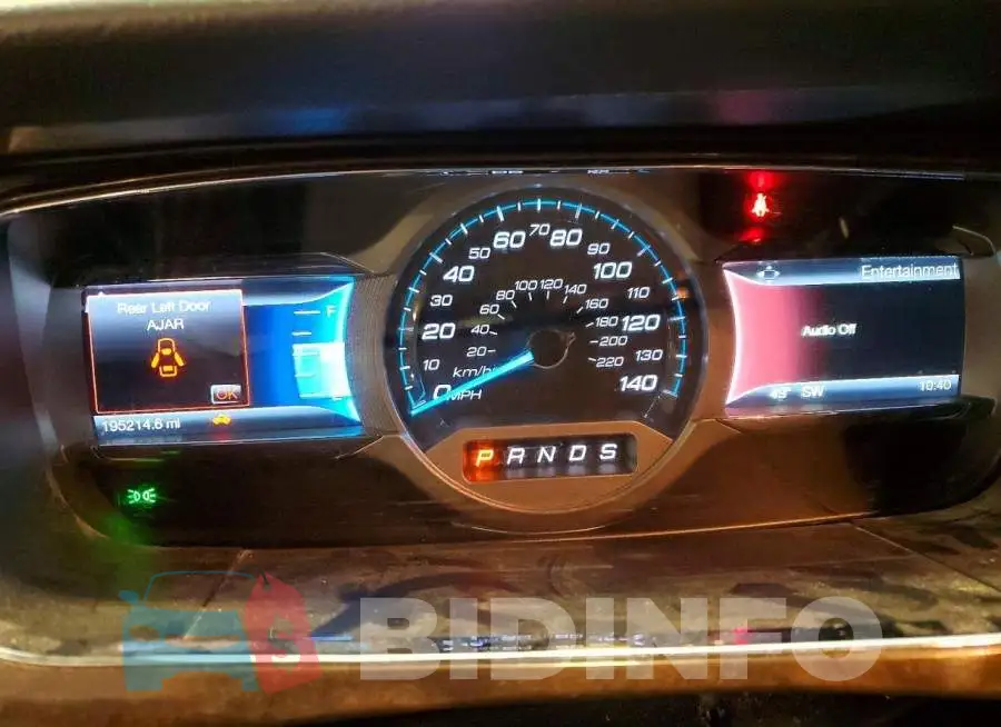 1FAHP2F88HG123545 Photo# 9