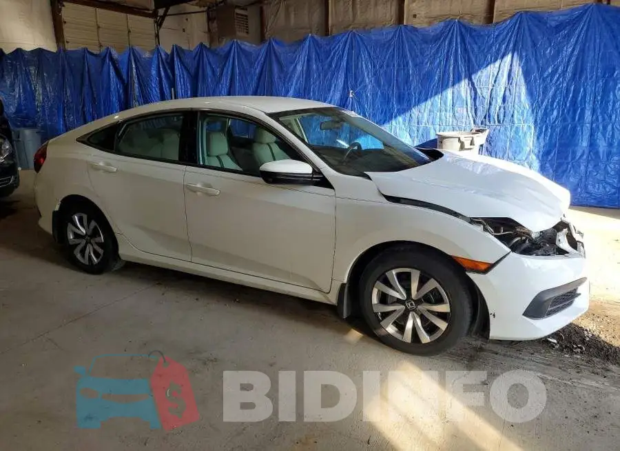 19XFC2F56HE022930 Photo# 4