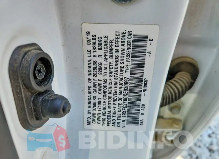 19XFC2F60KE030697 Photo# 12