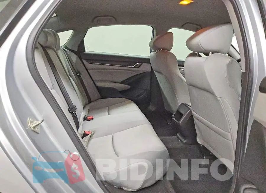 1HGCV1F12KA056752 Photo# 10