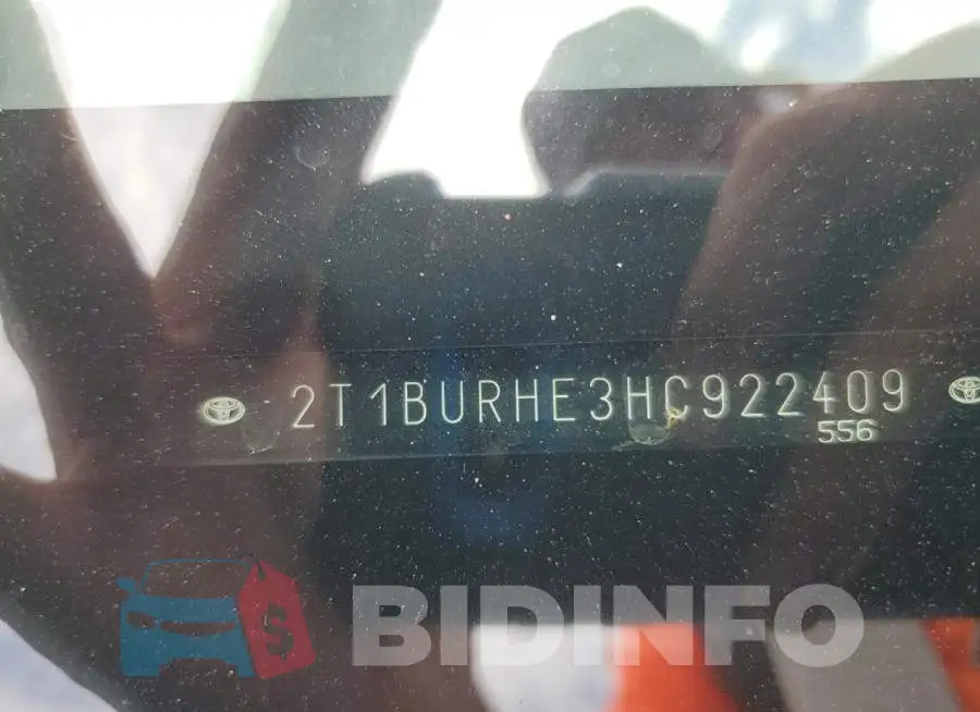 2T1BURHE3HC922409 Photo# 12