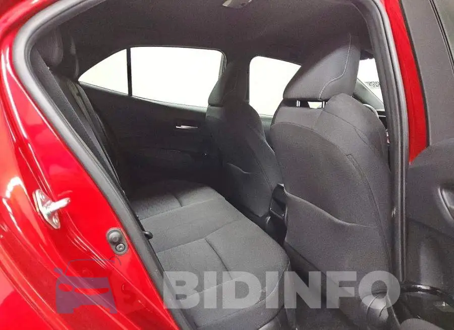 JTND4MBE6N3181628 Photo# 10
