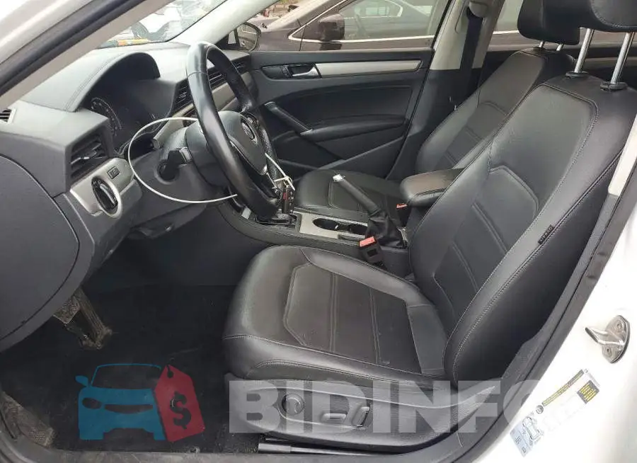 1VWSA7A36LC025640 Photo# 7