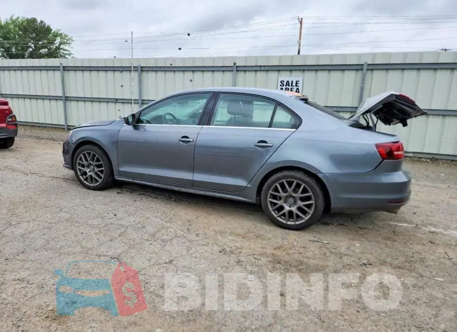 3VW2B7AJ7HM317086 Photo# 2