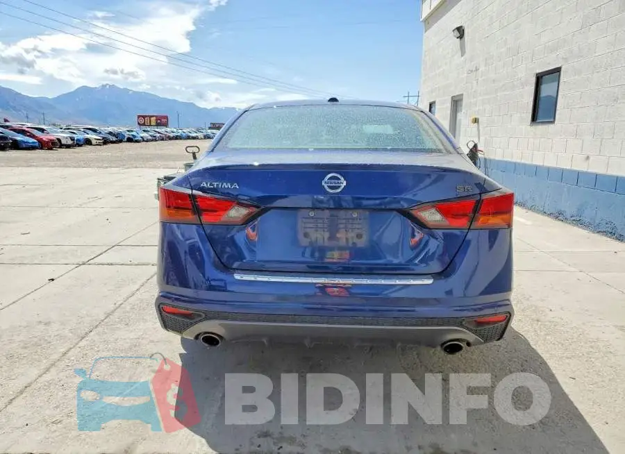 1N4BL4CV3LC214407 Photo# 6