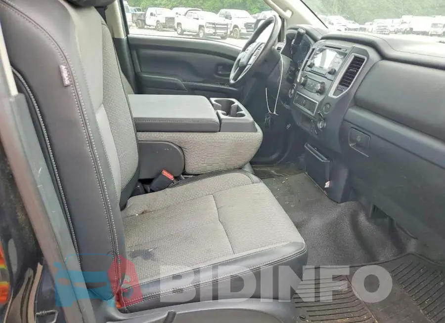 1N6AA1R75JN506447 Photo# 10
