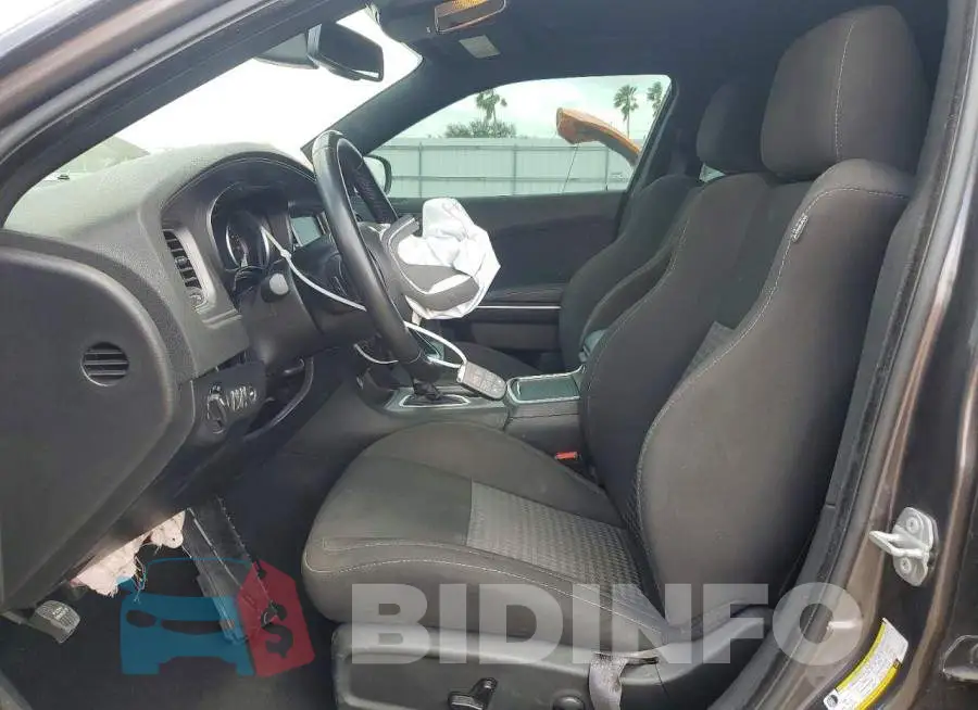 2C3CDXHG3PH529884 Photo# 7