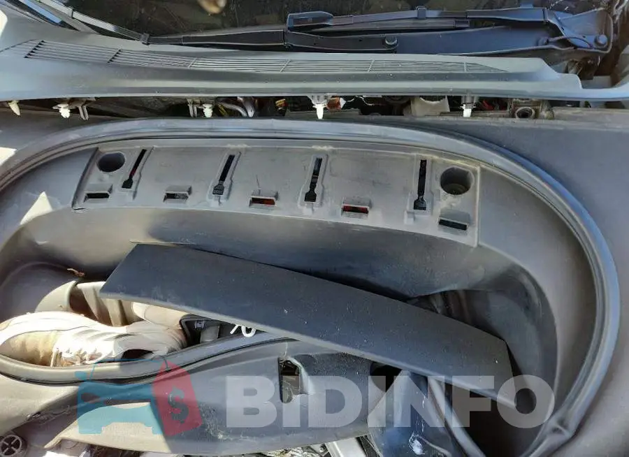 5YJ3E1EA8RF738424 Photo# 11