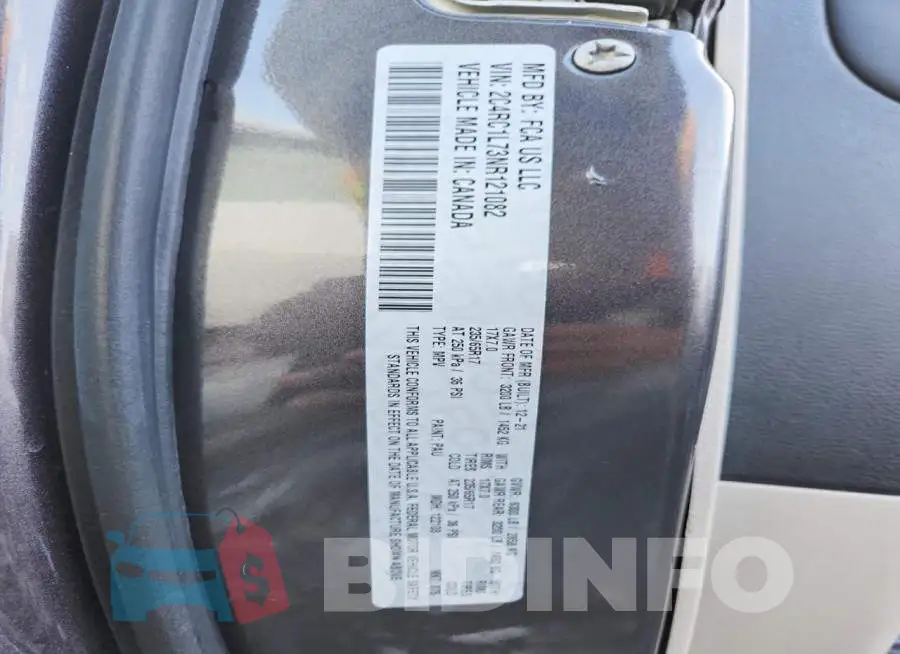 2C4RC1L73NR121082 Photo# 13