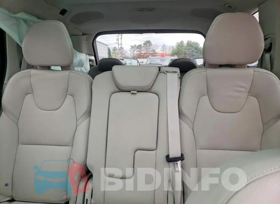YV4062PE6R1201921 Photo# 10