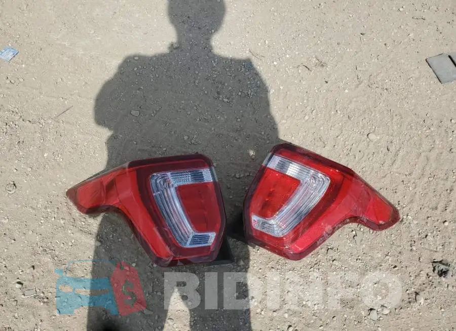1FM5K8D87HGD81343 Photo# 13