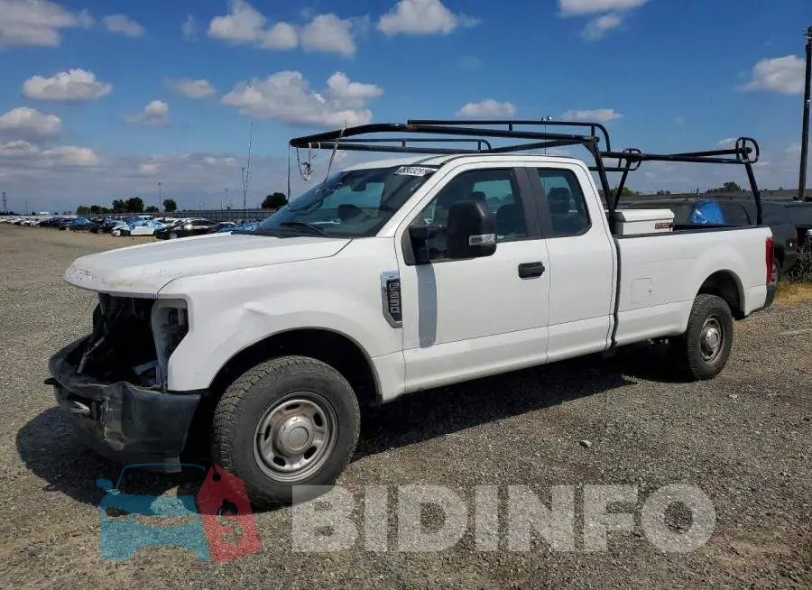 1FT7X2A67KEF49595 Photo# 1