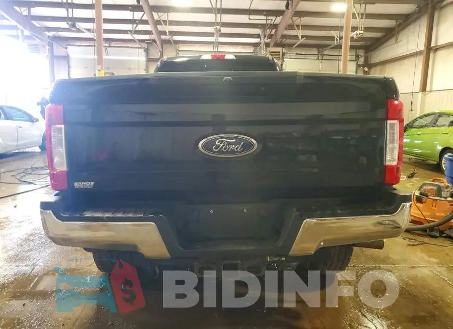 1FT8W3BT1JEC35098 Photo# 6
