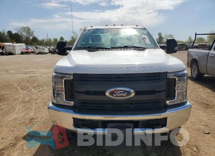 1FTBF2B67KEG79212 Photo# 5