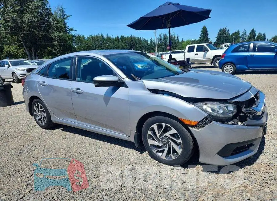 19XFC2F70HE213616 Photo# 4