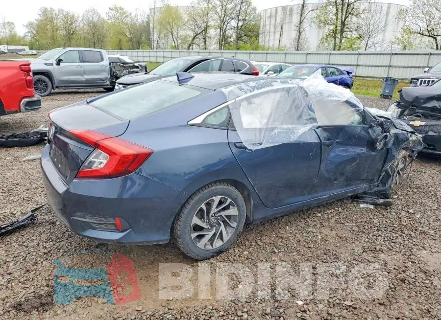 19XFC2F76HE220277 Photo# 3
