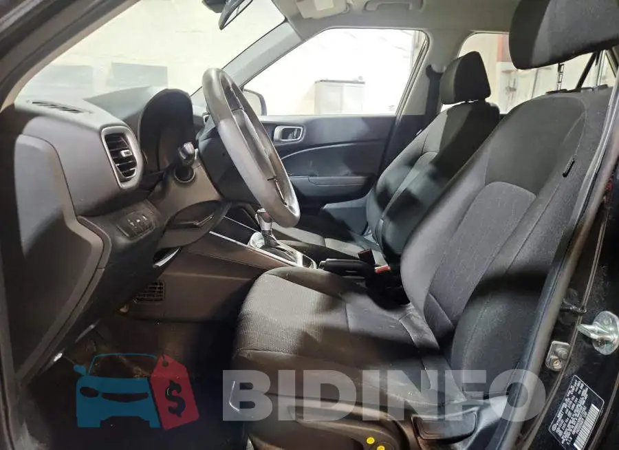 KMHRB8A30NU172582 Photo# 7