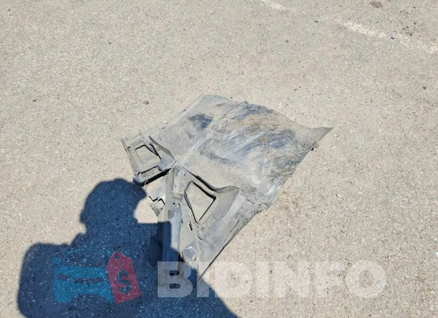 3TMCZ5AN2HM106212 Photo# 12
