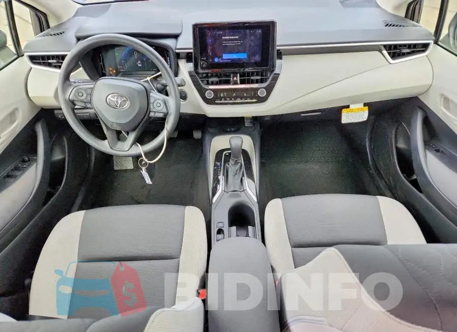 JTDBCMFE3T3125894 Photo# 8