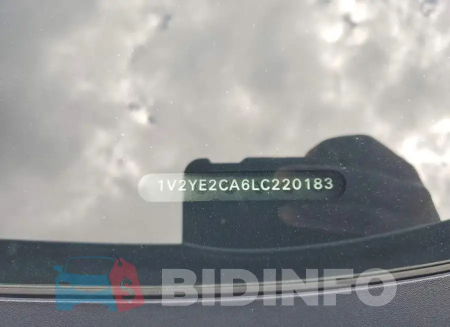 1V2YE2CA6LC220183 Photo# 13