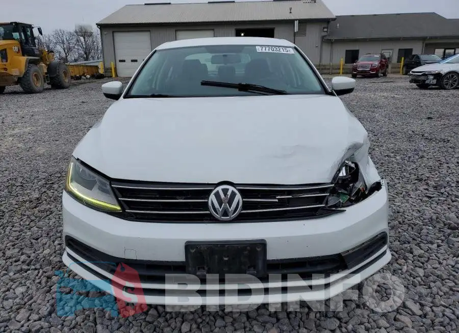 3VW2B7AJ7HM386182 Photo# 5