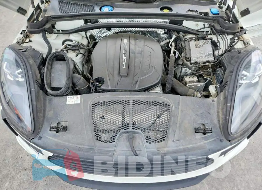 WP1AA2A52KLB04819 Photo# 11