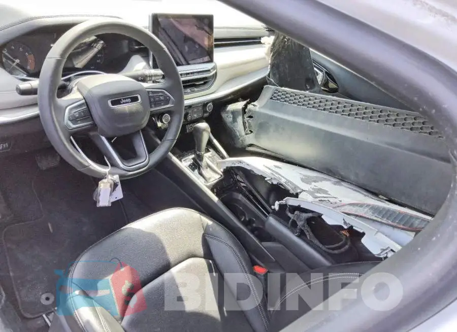 1C4PJMLB8KD273540 Photo# 8