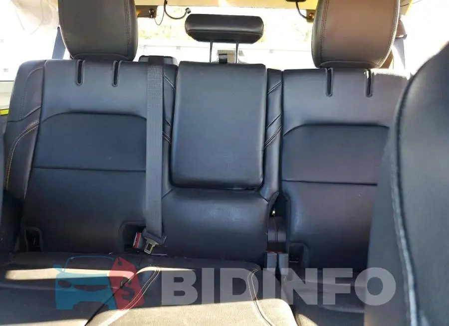 1C4RJXP66RW215254 Photo# 10
