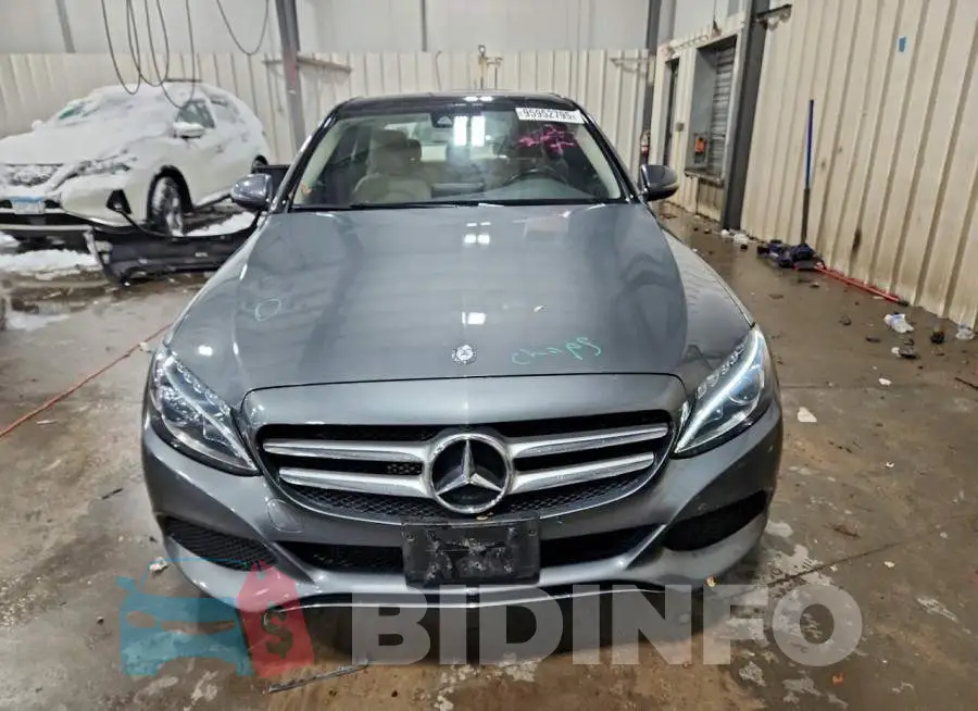 55SWF4KB6HU206532 Photo# 5
