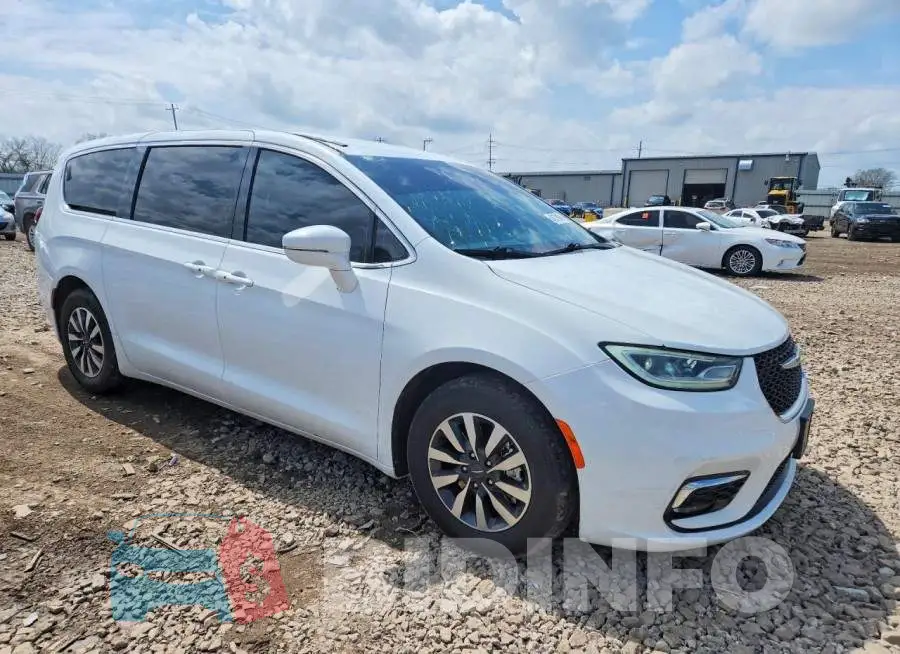 2C4RC1L75NR173832 Photo# 4