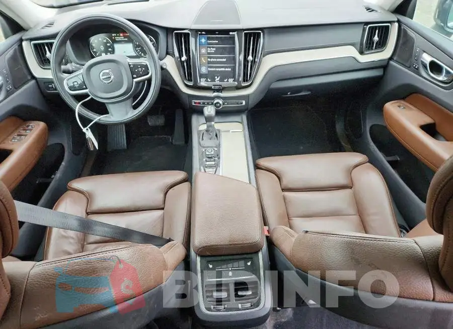 LYV102RL1KB285116 Photo# 8