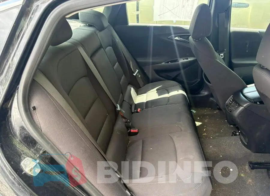 1G1ZD5ST3LF108283 Photo# 6