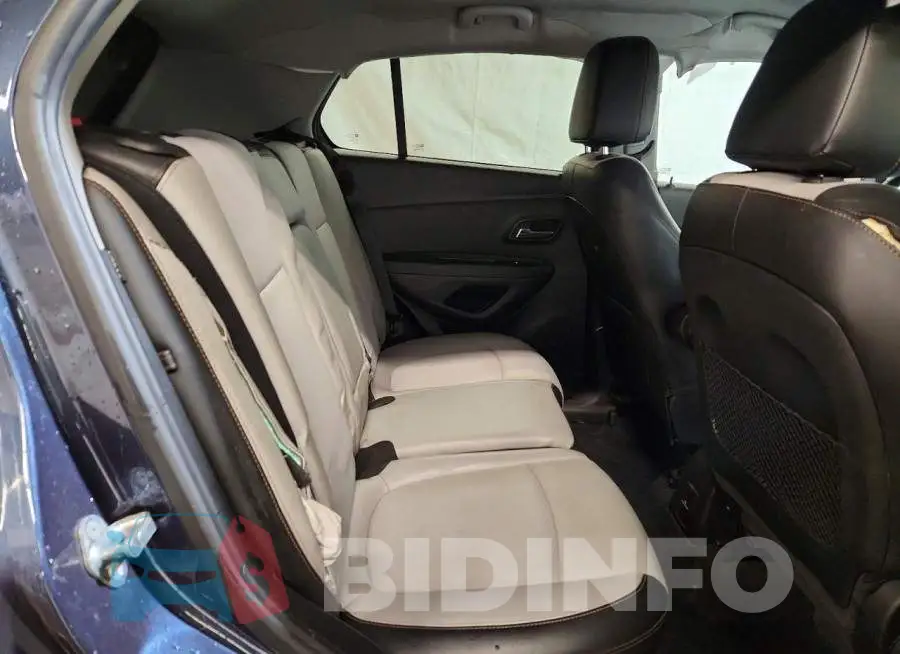 3GNCJPSB2JL152388 Photo# 11