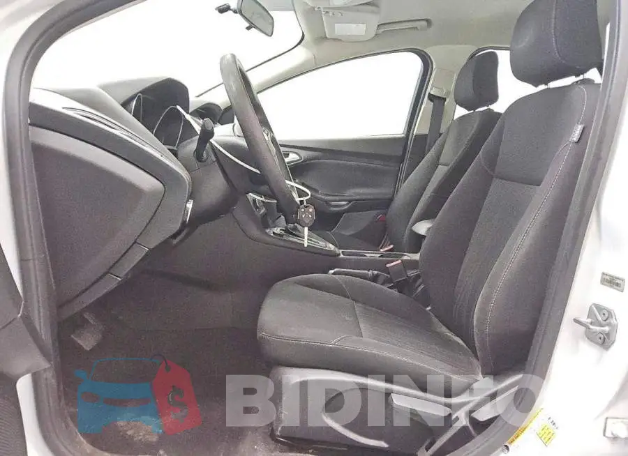1FADP3FE7JL209372 Photo# 7