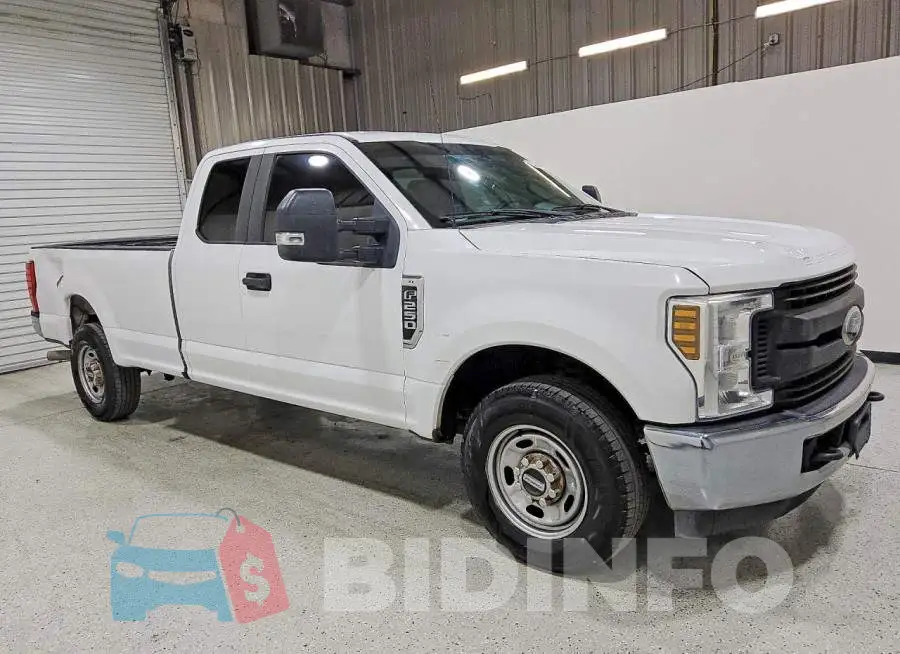 1FT7X2A63KEC74713 Photo# 4