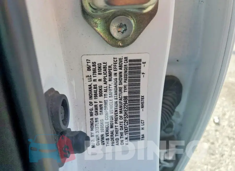 19XFC2F53HE229498 Photo# 12