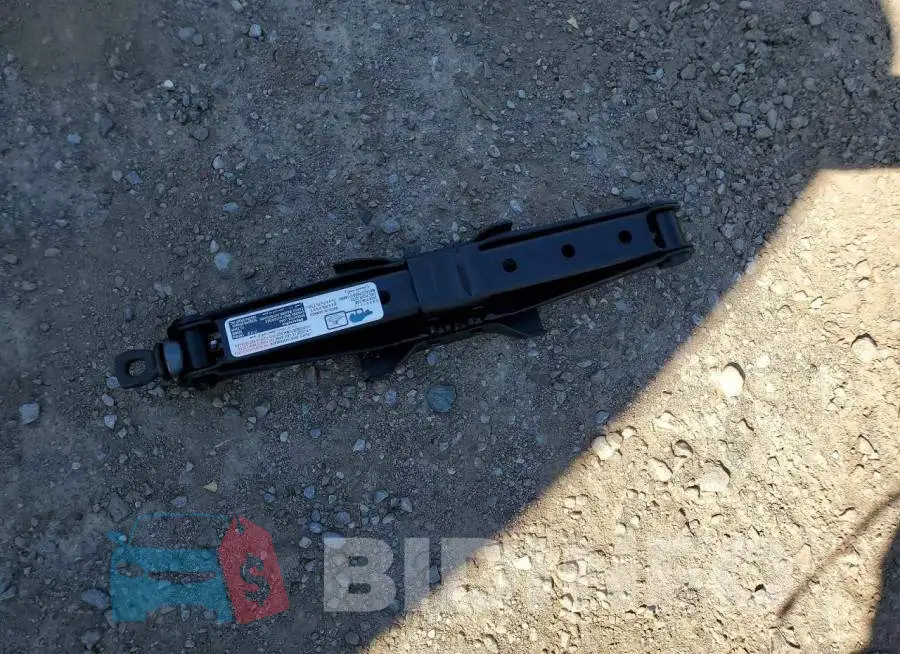 1HGCY1F36RA800193 Photo# 12