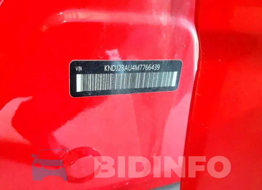 KNDJ23AU4M7766439 Photo# 13