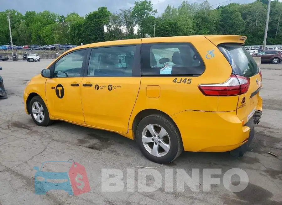 5TDZZ3DC6HS876342 Photo# 2