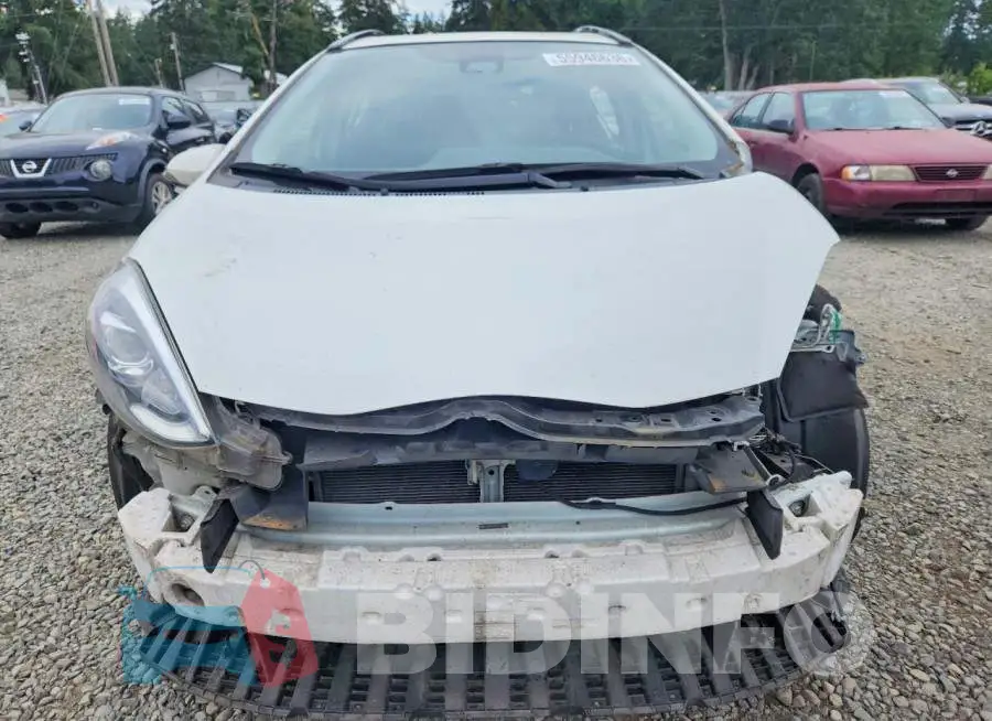 JTDKDTB39K1624785 Photo# 5