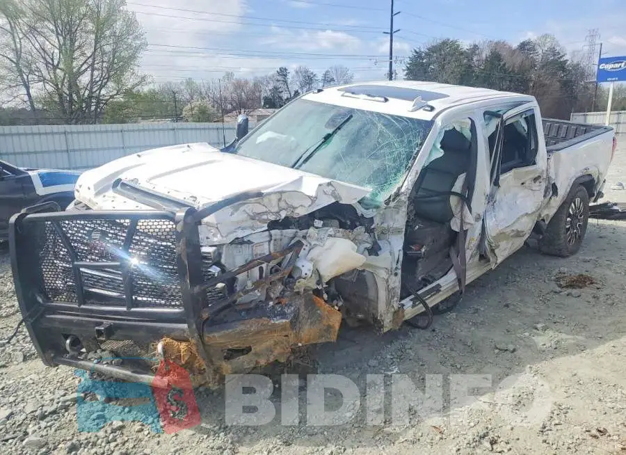 1GT19REY3NF345623 Photo# 1