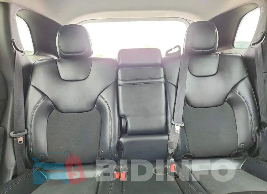 1C4PJLLB8KD357853 Photo# 10