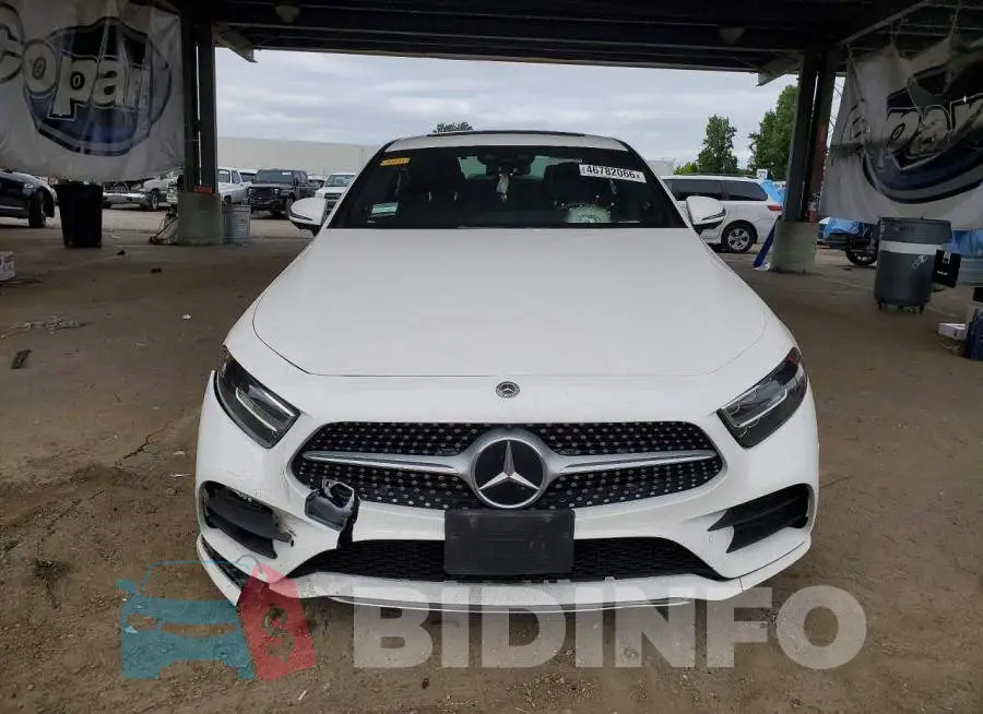WDD2J5JB8KA044527 Photo# 5