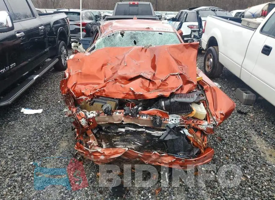 2C3CDXCT7PH589459 Photo# 5