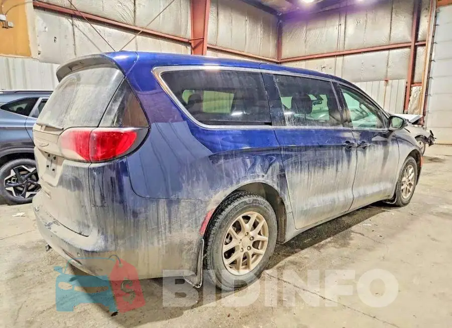 2C4RC1CG2LR138484 Photo# 3